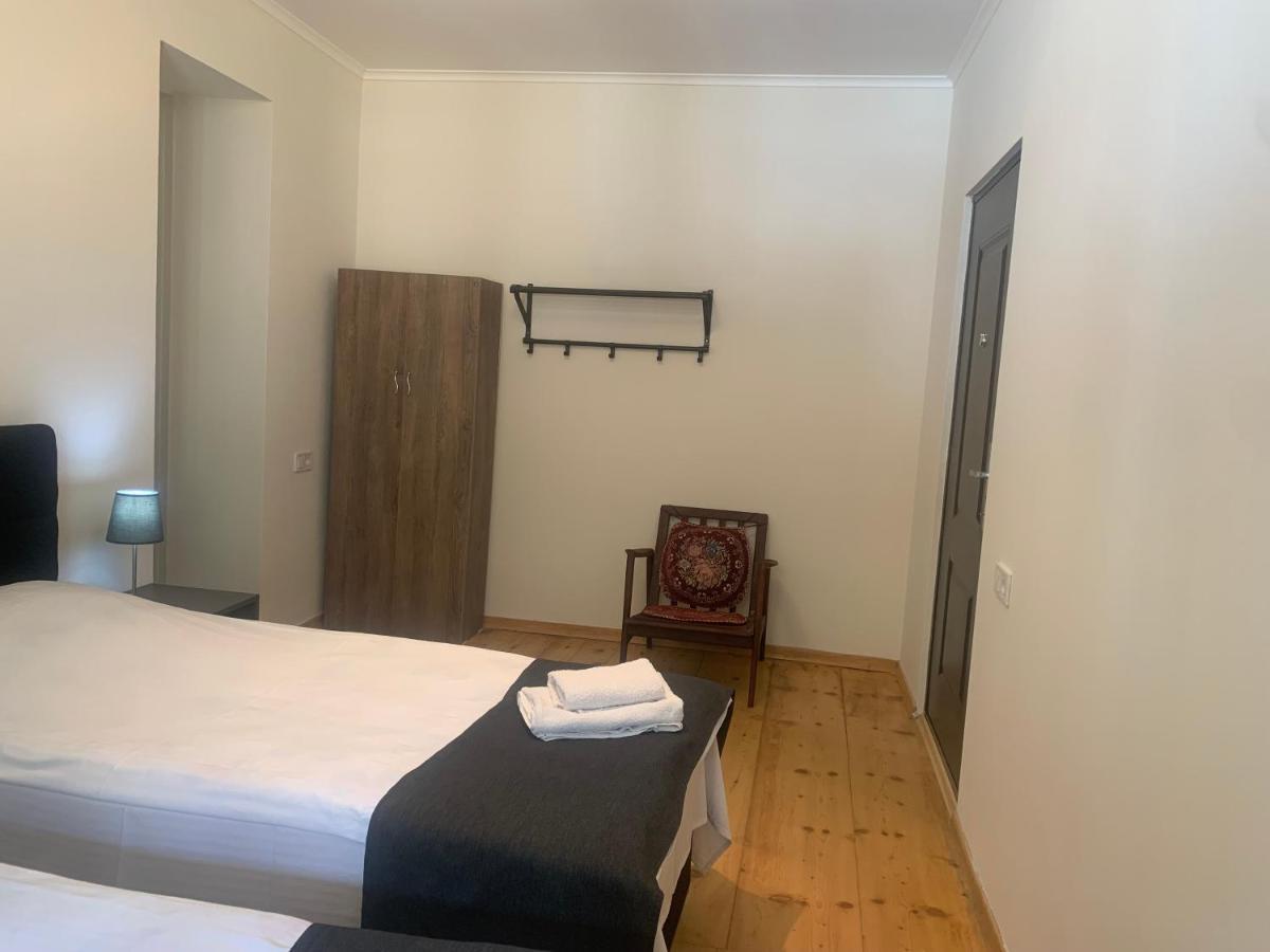 Hotel Lemi Местия Экстерьер фото
